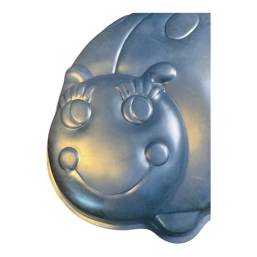 Wilton Ladybug Cake Pan 2005 Baking Mold Cute Bug Birthday Party‎ 2105-3316